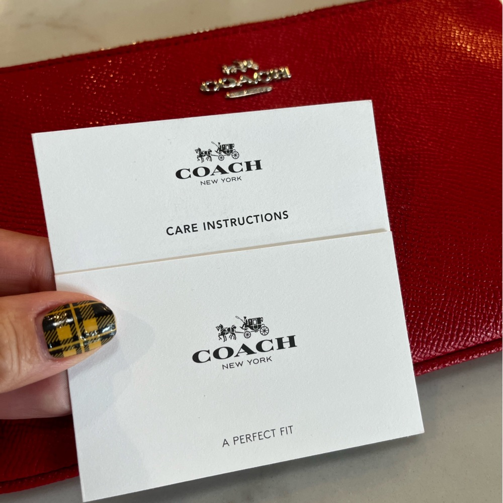 Coach clutch - Picture 2 of 4